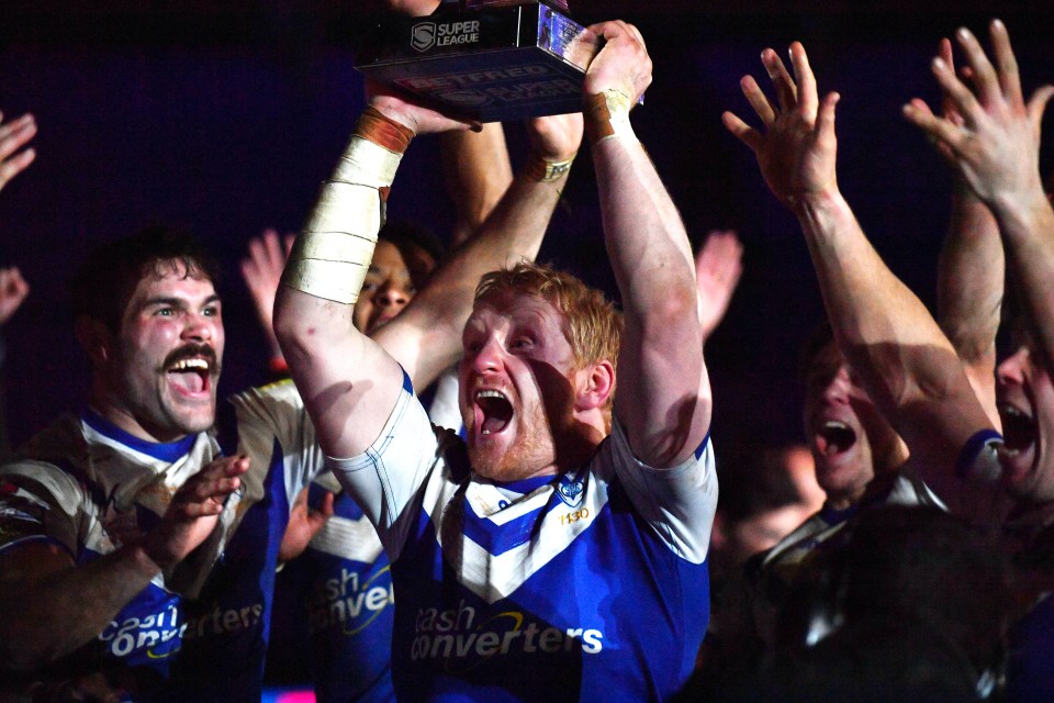  James Graham finally got his hands on a trophy after seven straight Grand Final defeats