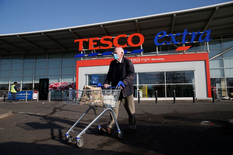 Tesco hours differ depending on which type of  branch you're shopping in 