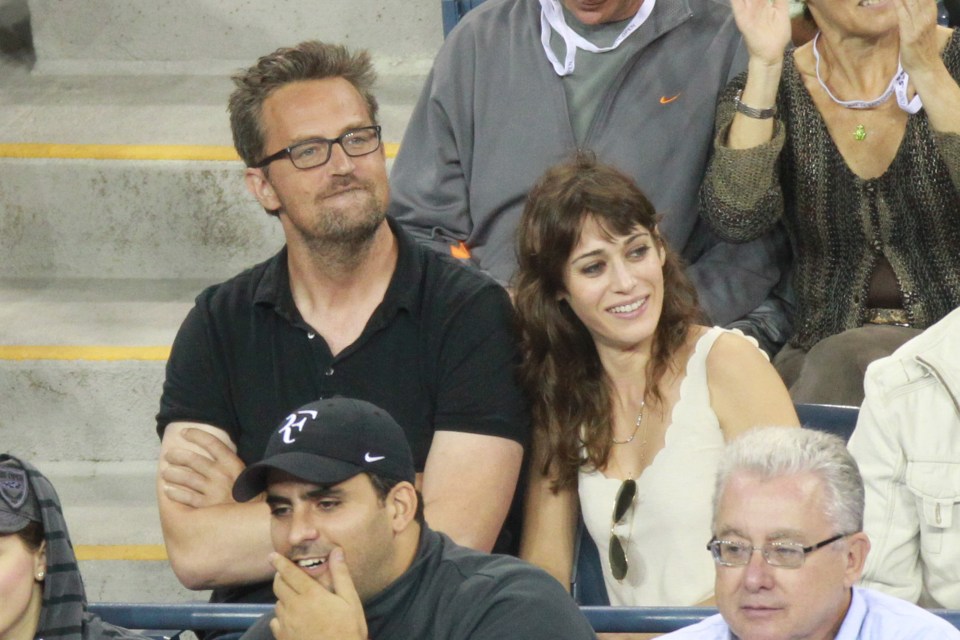 Matthew Perry had a six-year romance with Lizzy Caplan