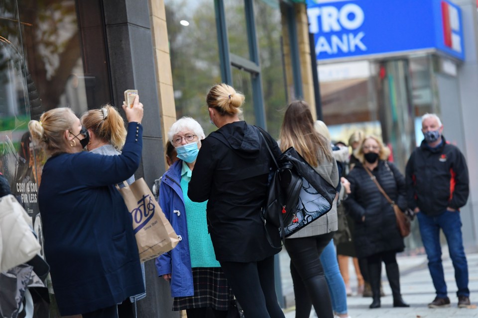 Shops, restaurants, pubs and gyms have opened their doors again as the “firebreak” period, imposed on October 23, came to an end this morning