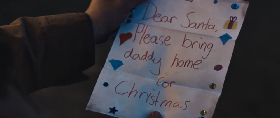 The ad shows a little girl's wish for Christmas