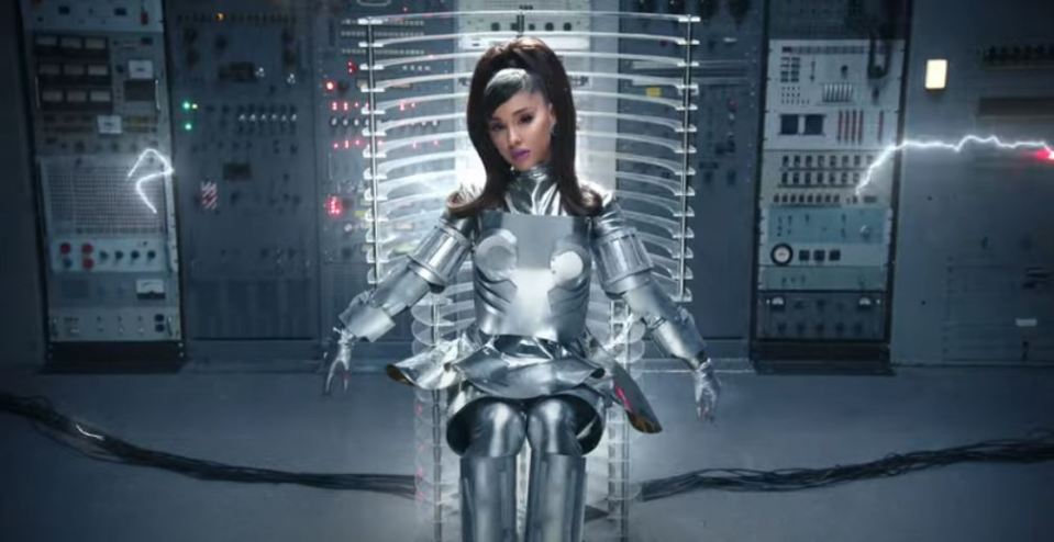 Ariana Grande wows fans as a robot in her brand new music video