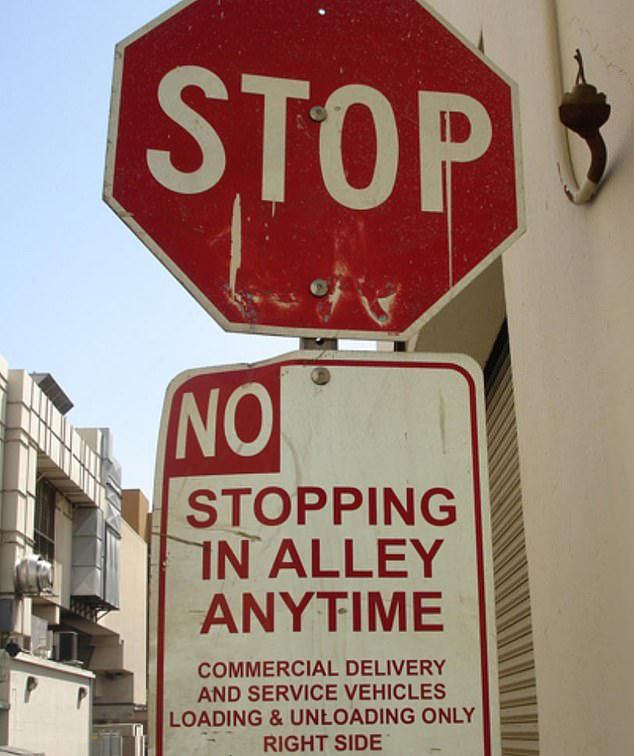 This is a sign that can’t make up its mind – to stop or not to stop, that is the question