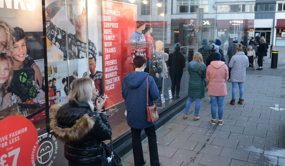 People wanted to get to the shops before they are unable to tomorrow