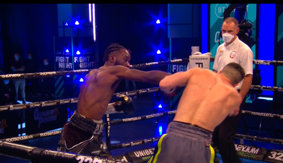 Denzel Bentley (left) is the new British middleweight champion after a TKO win over Mark Heffron