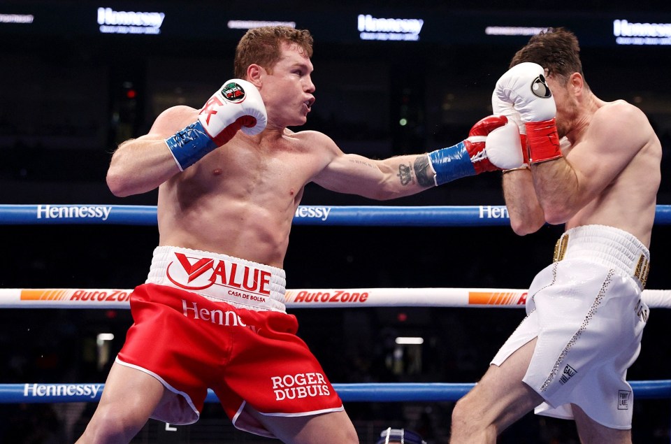 Canelo backed Smith up frequently in an impressive display