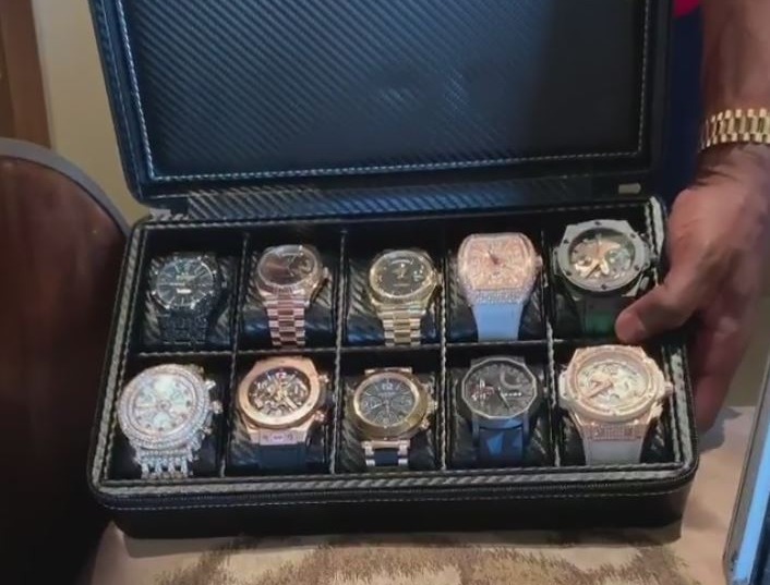 As well as money, Mayweather has regularly shared pics of his watches, cars and luxury mansions