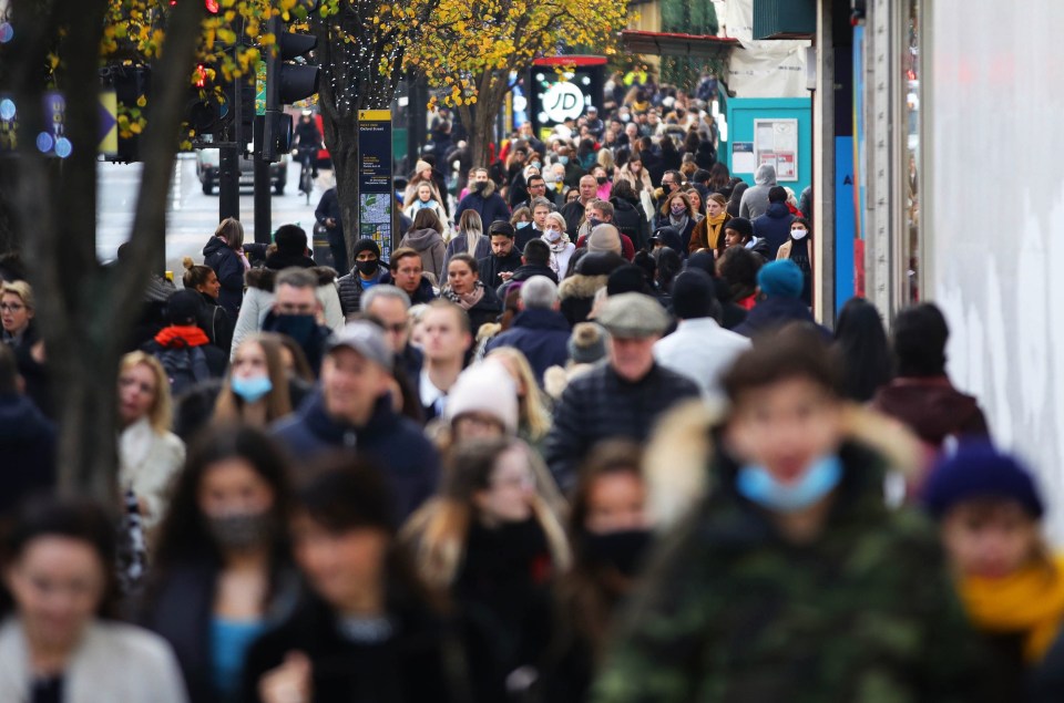 Londoners who fear a plunge into Tier 3, shutting pubs and restaurants, are expected to do their last-minute shop a week earlier