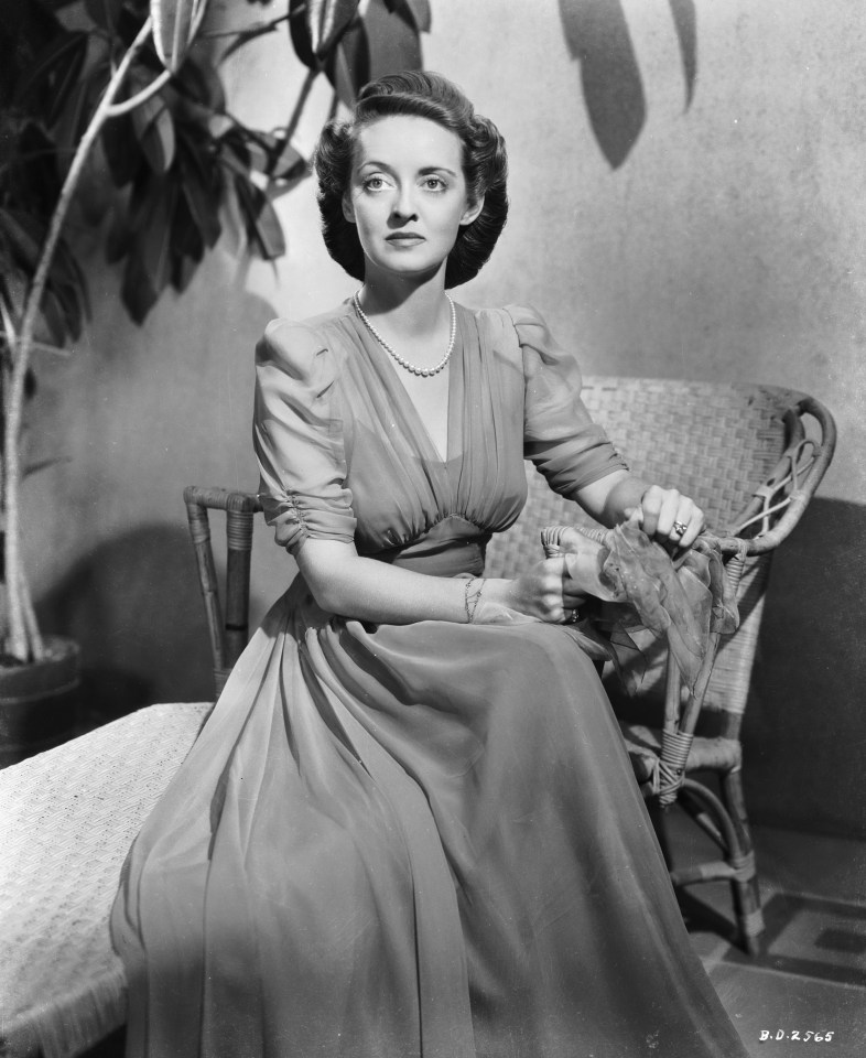 Bette Davis stars as Leslie Crosbie in The Letter