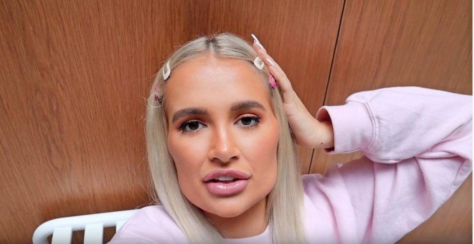 Molly says that she wishes she'd listened to her mum about fillers