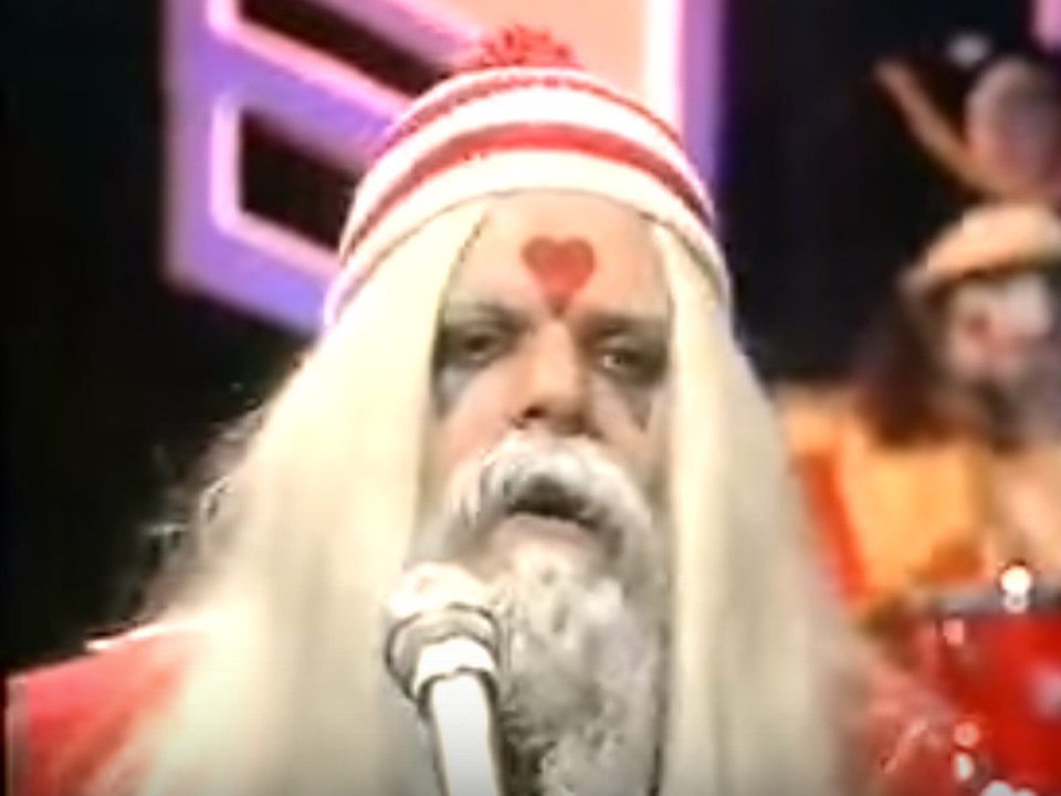 The track is still being performed by Roy Wood who says ‘I’d rather rely on that than the modern-day pension. You don’t get it at Christmas, though’