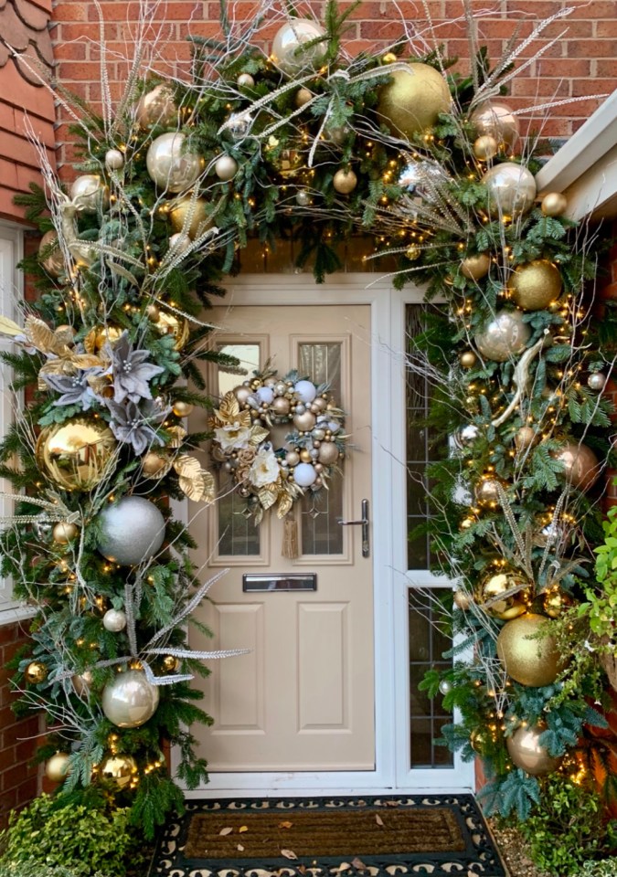 Chloe spent £1,000 on her golden Christmas door