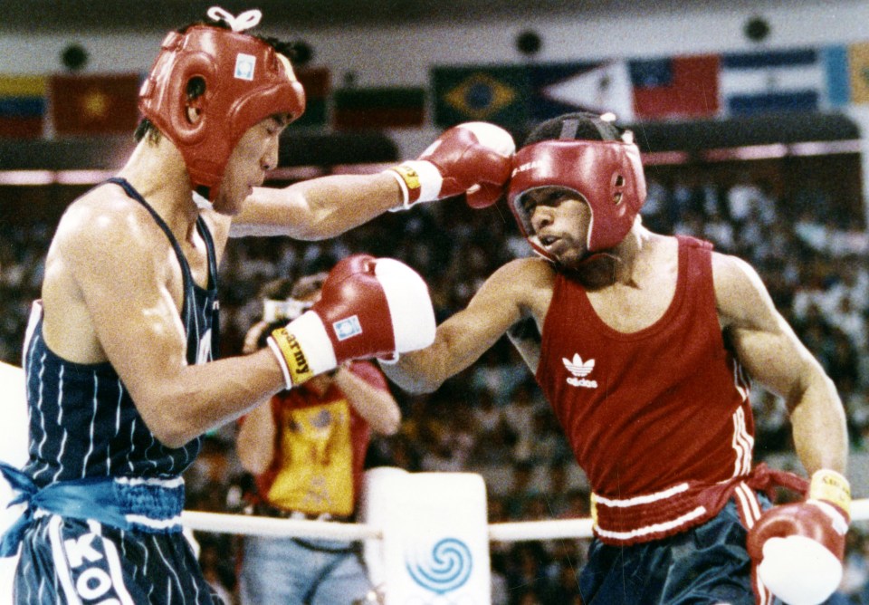 Roy Jones Jr (right) was robbed of winning the light-middleweight gold medal in the 1988 Olympics