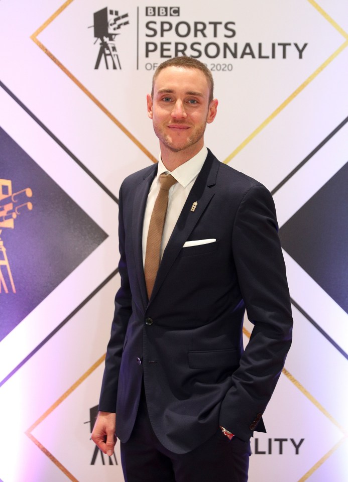 Stuart Broad looked suave on the red carpet