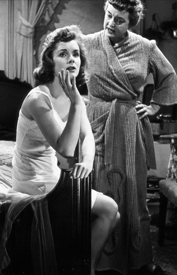 Debbie Reynolds and Bette Davis in The Catered Affair