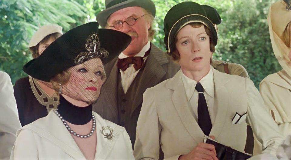 Bette Davis with Maggie Smith in Death On The Nile