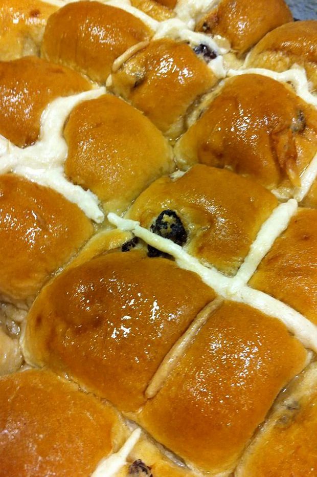 Lindsey got a holy surprise when she looked at her hot cross buns