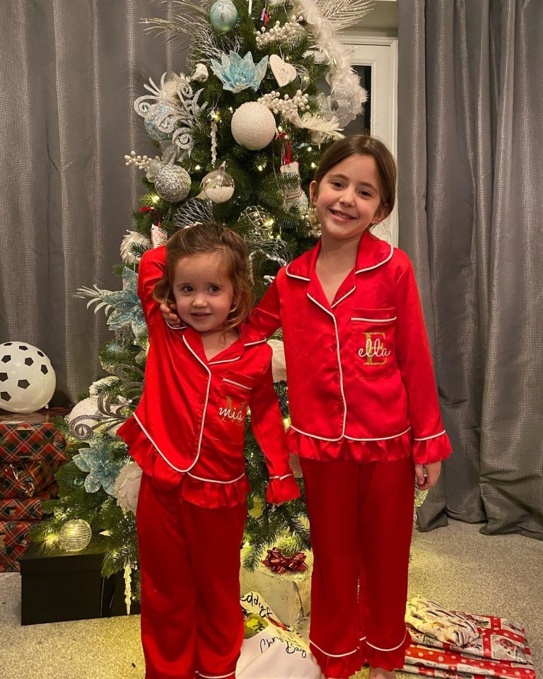 Jac and Dan's kids looked incredibly cute in their festive PJs