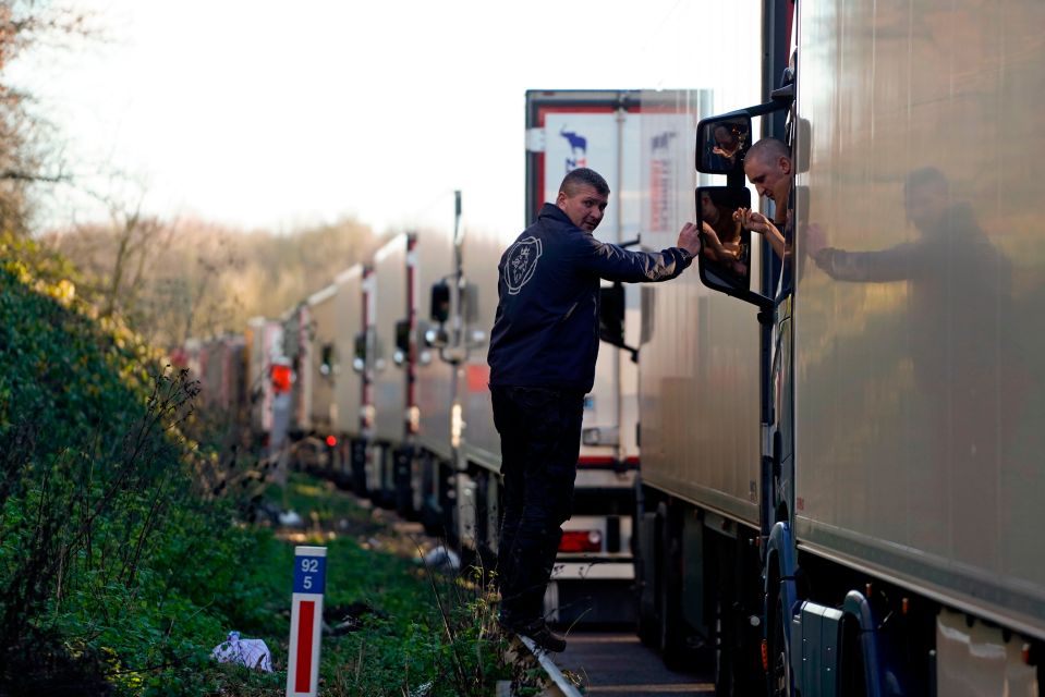 Thousands of lorry drivers remain stuck at the border waiting to get tested to get into France