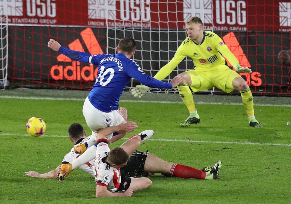 Gylfi Sigurdsson secured all three points for Everton away at Sheffield United