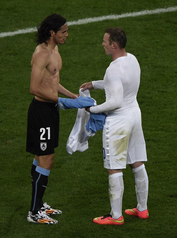 Cavani and Rooney swapped shirts after Uruguay beat England at the World Cup