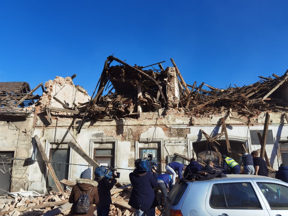 The powerful quake caused extensive damage to homes and buildings 