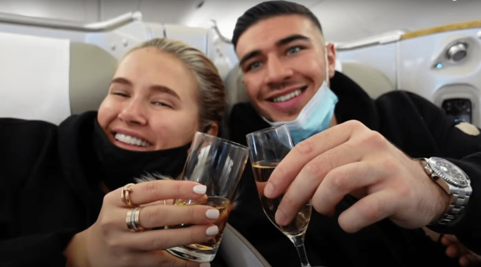 Molly-Mae Hague and Tommy Fury have angered fans by not wearing their masks properly on a flight