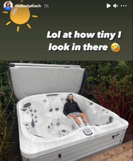 Joe Wicks in his brand new hot tub