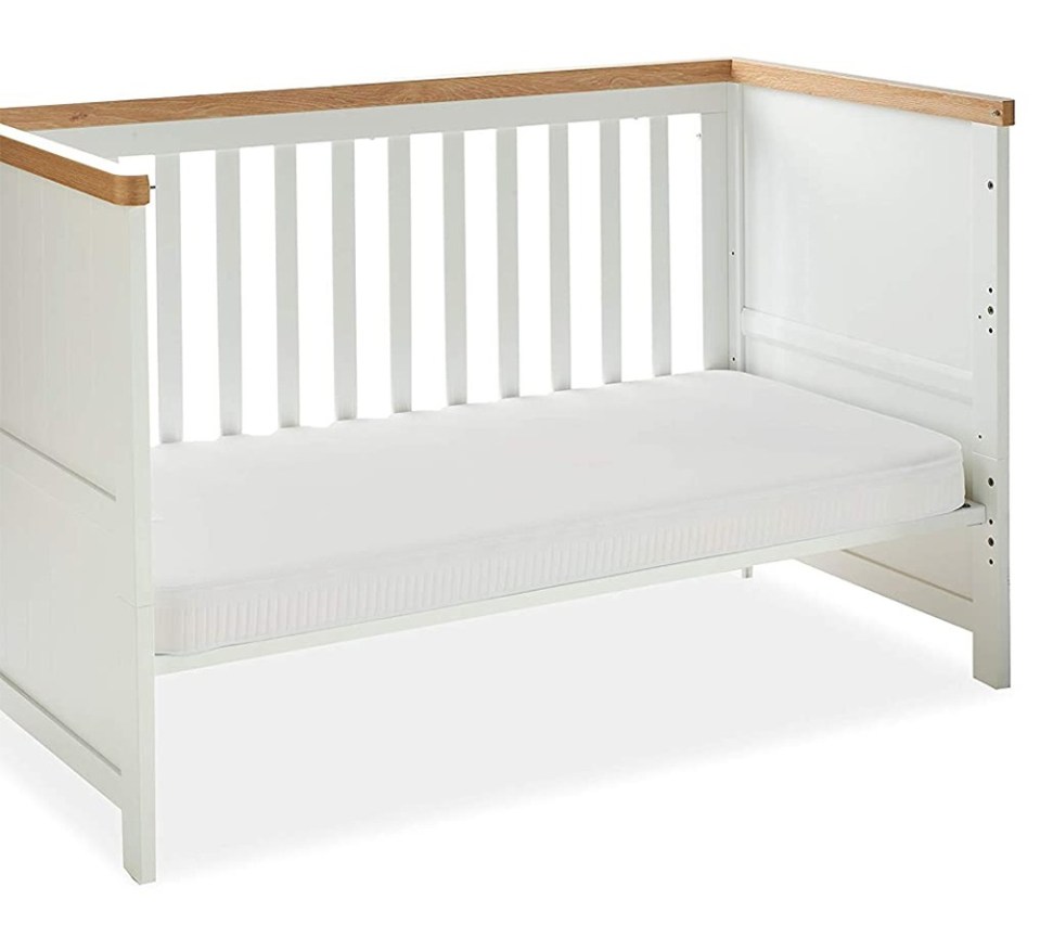 Kids needn't cost the earth with deals like this cot - bagging you a saving of £80