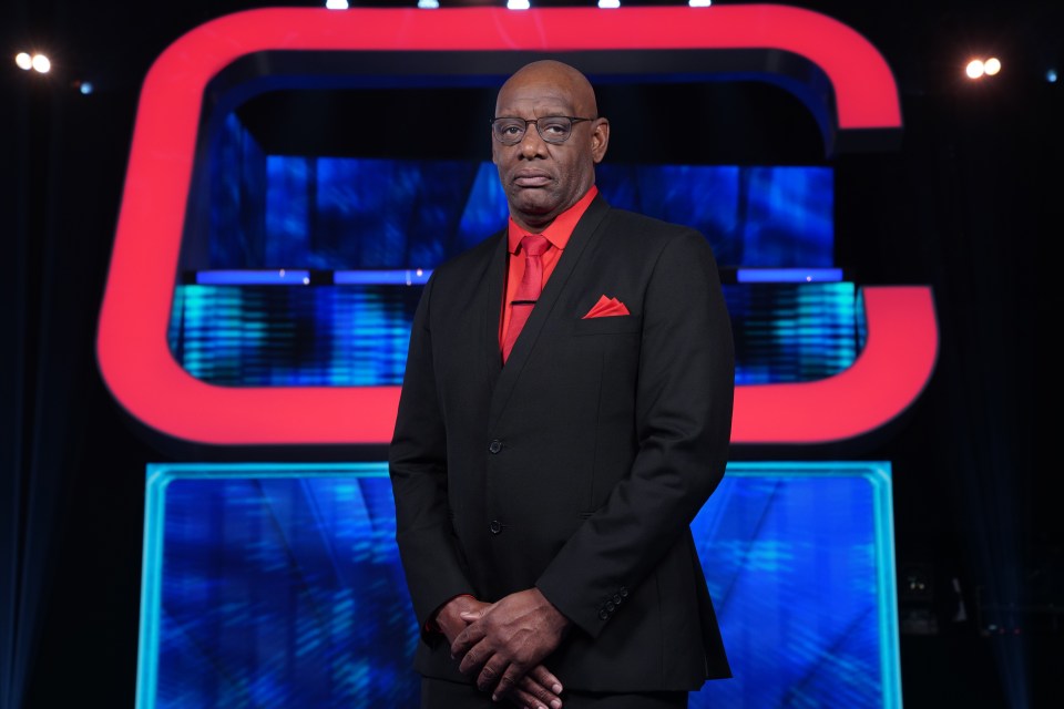 Shaun Wallace 14/1