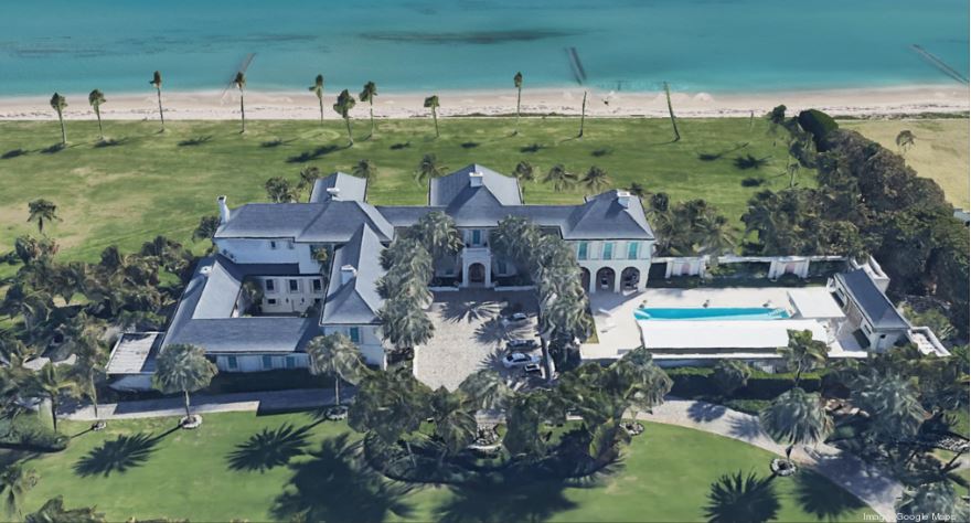 The Peltzes own a £70million, 44,000-sq-ft estate in Palm Beach, Florida