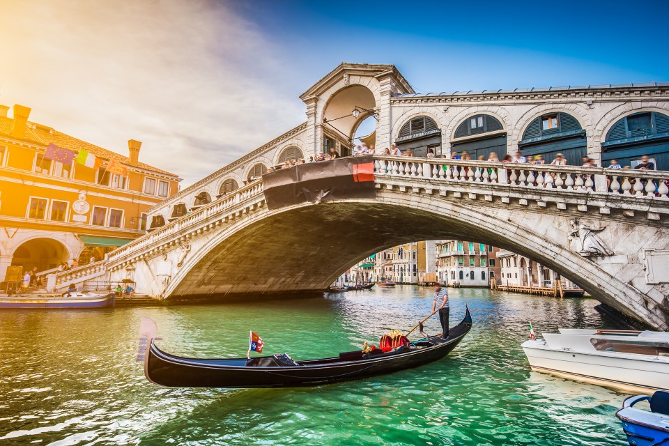 A departure from the east side of Rialto Bridge takes you past the former homes of Cassanova and 13th-century explorer Marco Polo and filming location of the Italian Job