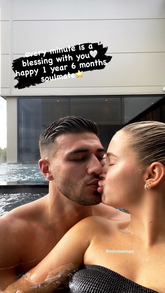 Molly with her boyfriend Tommy Fury