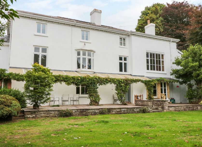 Head to beautiful South Wales for a stay in this listed property