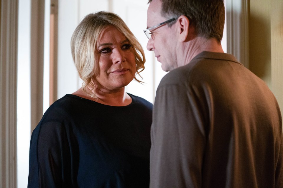 Sharon tries to kill Ian at her deadly dinner in EastEnders