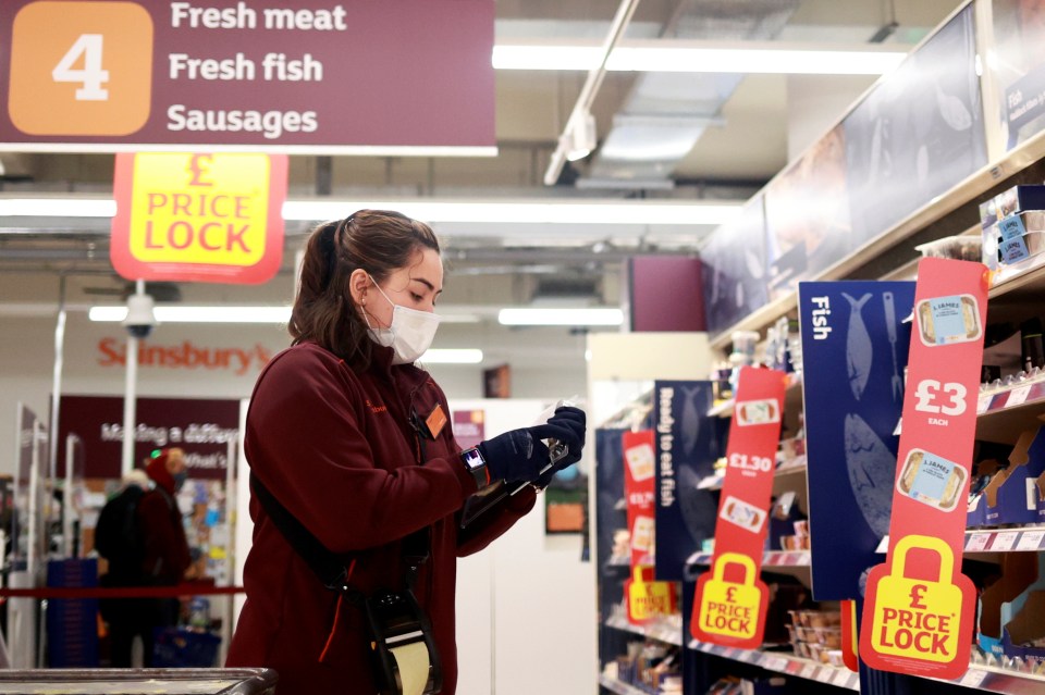 Sainsbury's will also order security guards to enforce mask laws