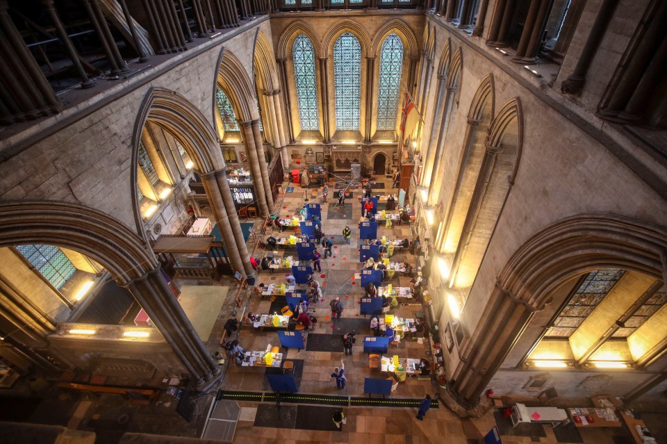 Salisbury Cathedral became the latest ‘hub’ with 1,000 over-80s inoculated there yesterday