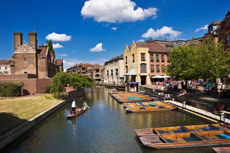 From punting on the river to visiting historic pubs, Cambridge is a great place for a holiday