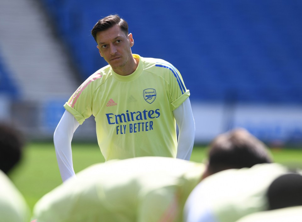 Mesut Ozil could leave Arsenal this month with Fenerbahce keen to sign him