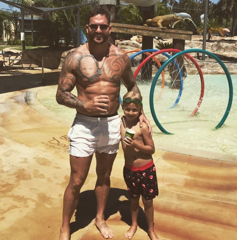 The Aussie hunk has a five-year-old son