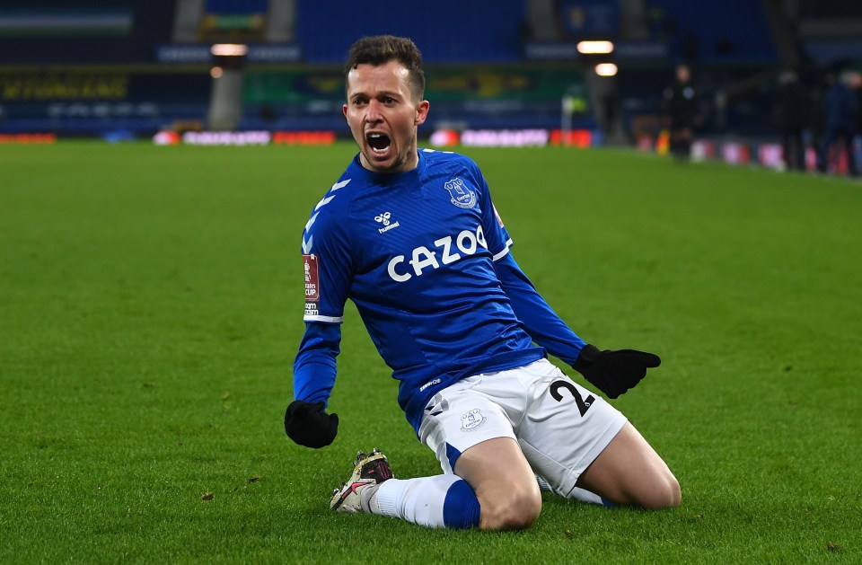 Bernard struck the ninth and final goal at Goodison to send his side through to the FA Cup quarter-finals after extra-time