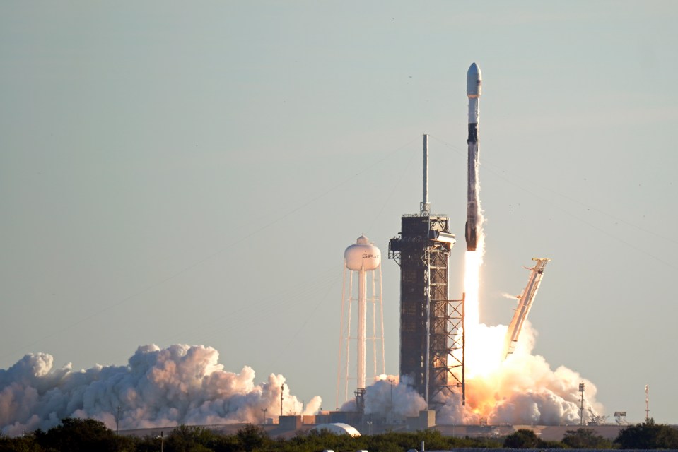 The will stand just 27 metres (88ft) tall, meaning it's dwarfed by other commercial craft, such as the 63m (207ft) SpaceX Falcon 9