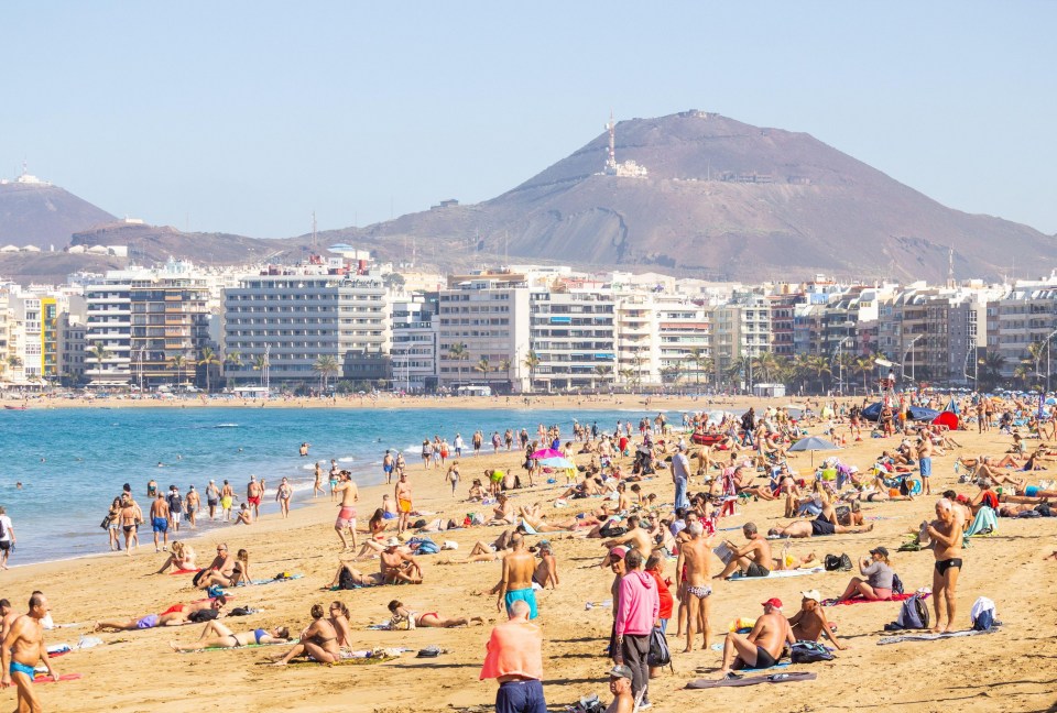 Beaches in Spain could see holidaymakers by the summer, due to the vaccination rollout