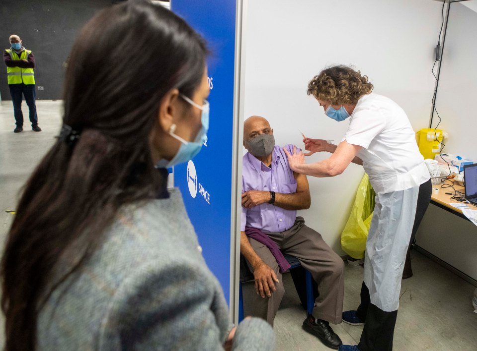 The Home Secretary visited the Neasden Temple vaccination clinic