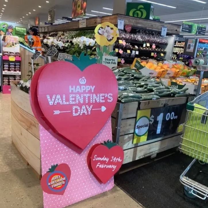 This 'suggestive' sign had customers laughing over the not-so-subtle message