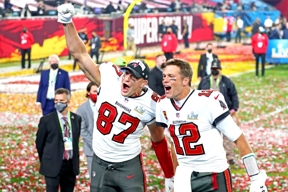 Tom Brady and Rob Gronkowski enjoy their huge victory in Super Bowl 55