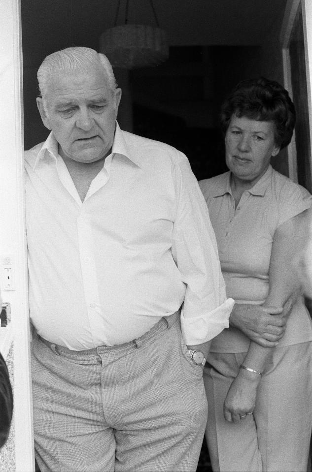 Drury with wife Jean outside Ford Open Prison after his release in 1979