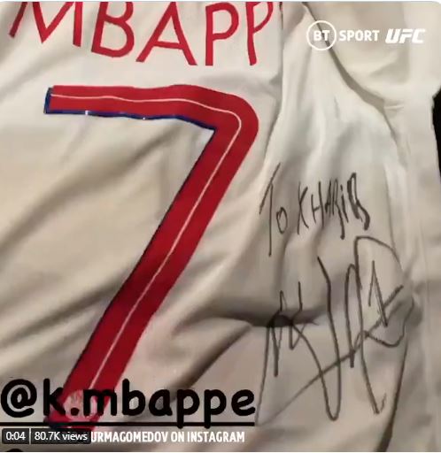 Kylian Mbappe signed his match shirt for Khabib