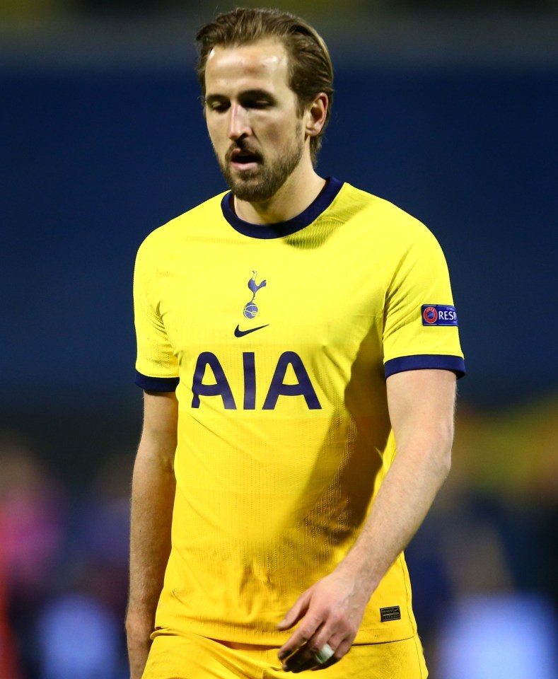 Harry Kane is just the type of striker Man Utd need, says Robbie Savage