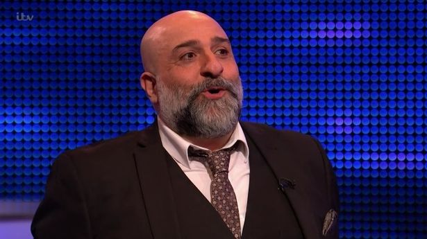 On the same episode, Anne gave comedian Omid Djalili a standing ovation after he almost won £128,000